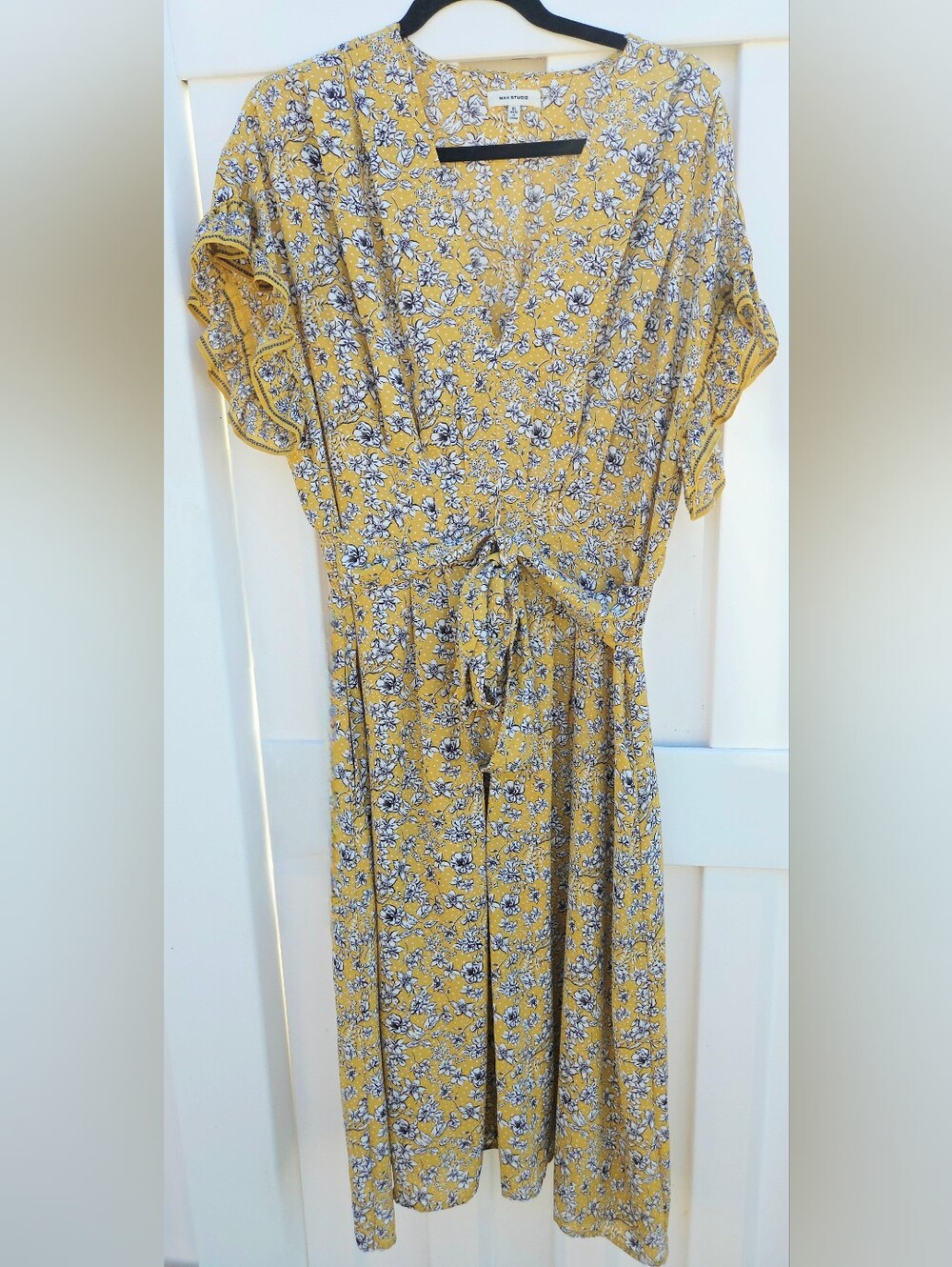 Max Studio Women's Yellow Floral Midi Dress Flutter Sleeve V-Neck XL. Boho, Fall - Picture 2 of 5